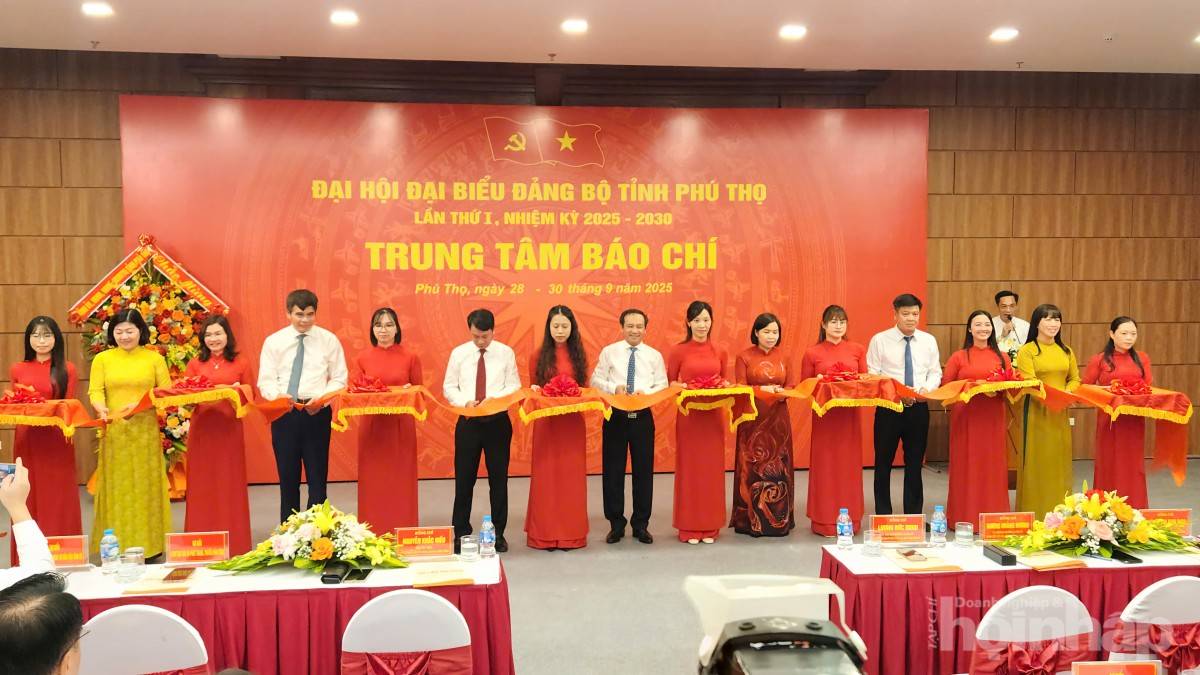 Khai trương Trung tâm Báo chí phục vụ Đại hội Đảng bộ tỉnh Phú Thọ