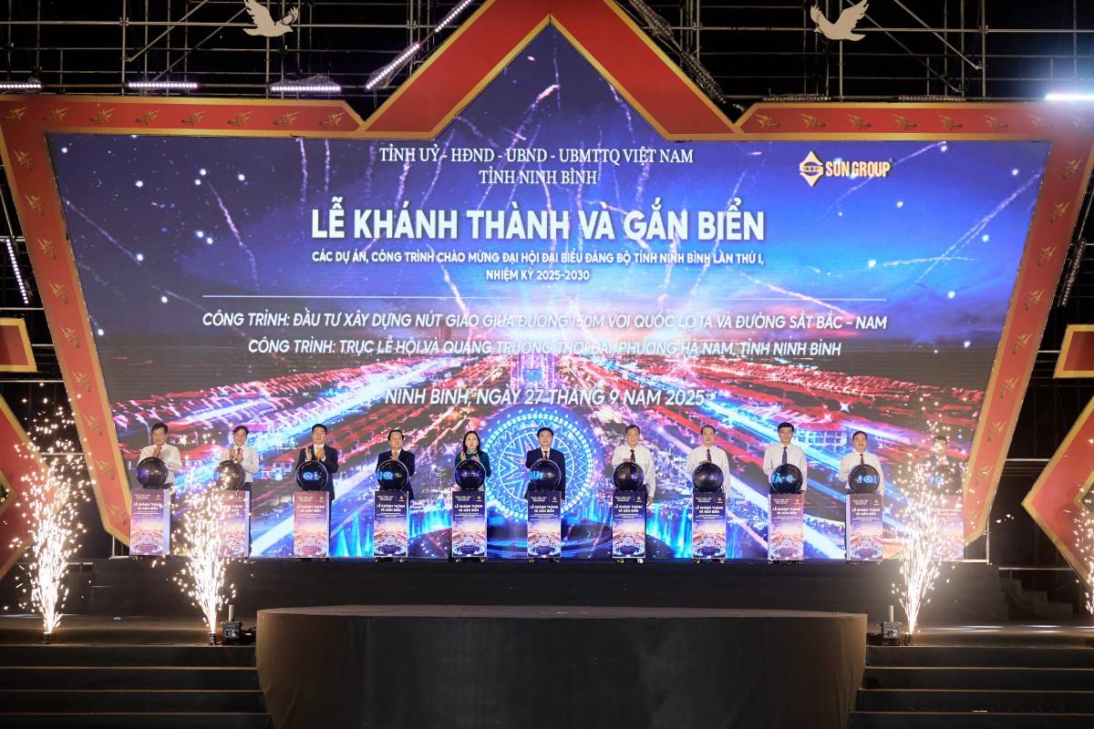 Nghi lễ khánh thành và gắn biển các công trình 