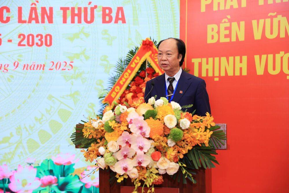 GS.TS danh dự Nguyễn Đình Thắng: Cân bằng giữa công nghệ và nhân văn là kiến tạo giá trị phục vụ hạnh phúc