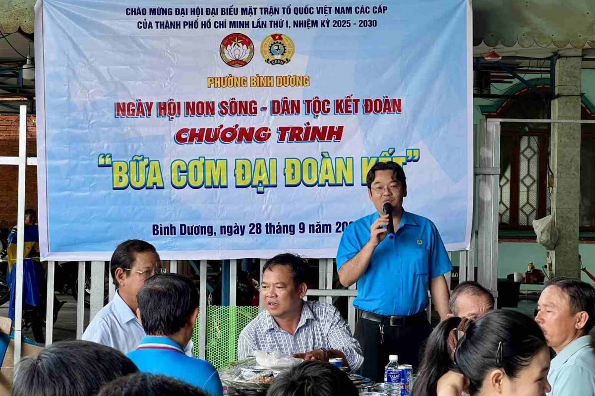 Bữa cơm đại đoàn kết: Gắn kết công nhân, chủ nhà trọ và Công đoàn phường Bình Dương