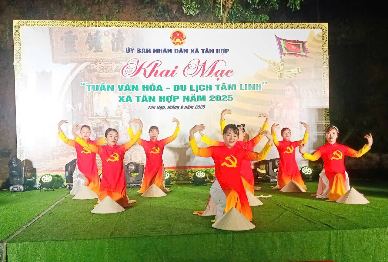 Tân Hợp (Lào Cai) phát huy giá trị di sản qua Tuần Văn hóa - Du lịch tâm linh Miếu Đức Ông 2025