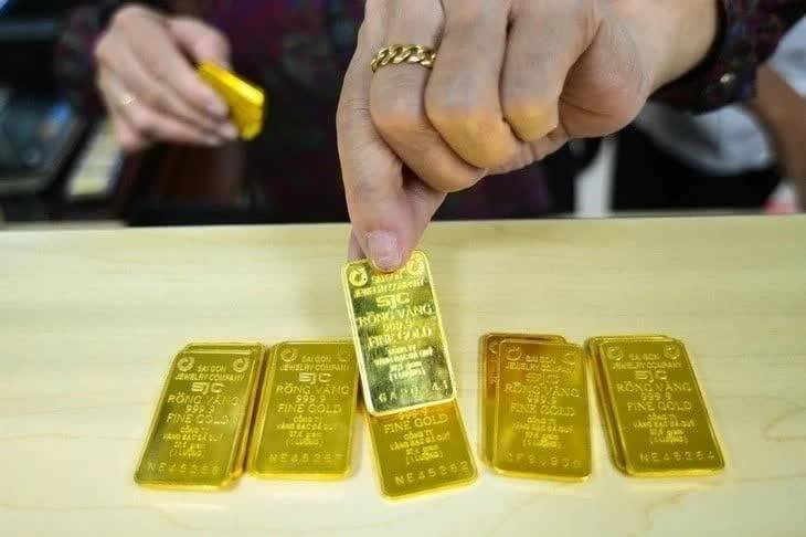 Ngân hàng Nhà nước sẽ cấp hạn mức nhập khẩu vàng trước ngày 15/12 hằng năm