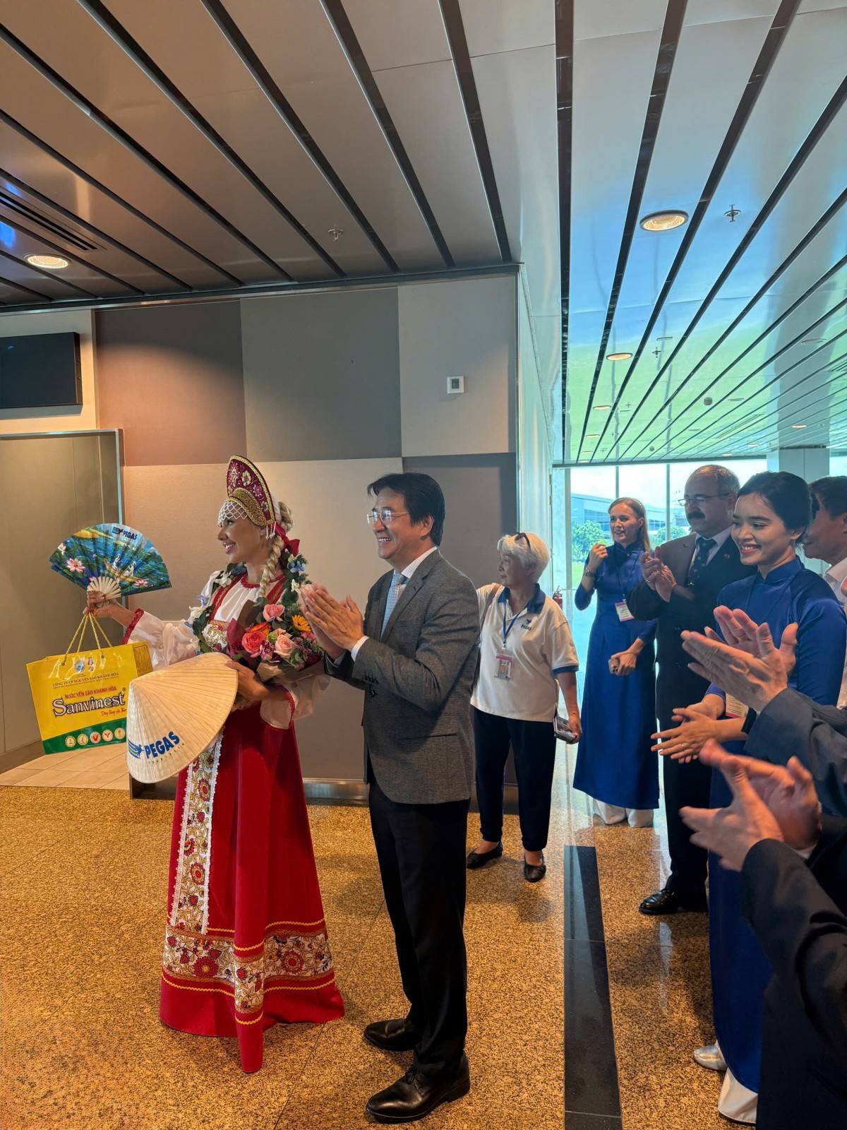 Khánh Hòa: Đón chuyến bay đầu tiên của hãng hàng không NORDWIND cùng 370 khách từ Moscow