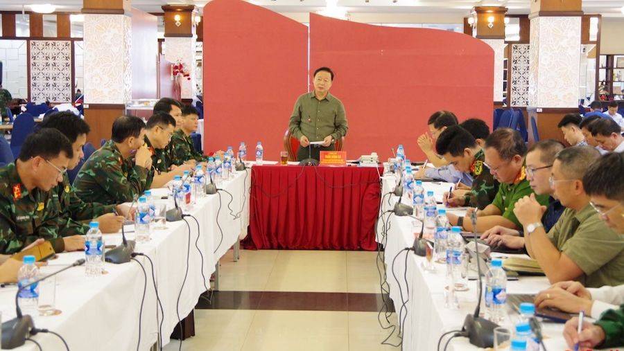 Hội nghị giao ban trực tuyến để đánh giá tình hình và triển khai, giao nhiệm vụ khắc phục hậu quả cơn bão số 10.