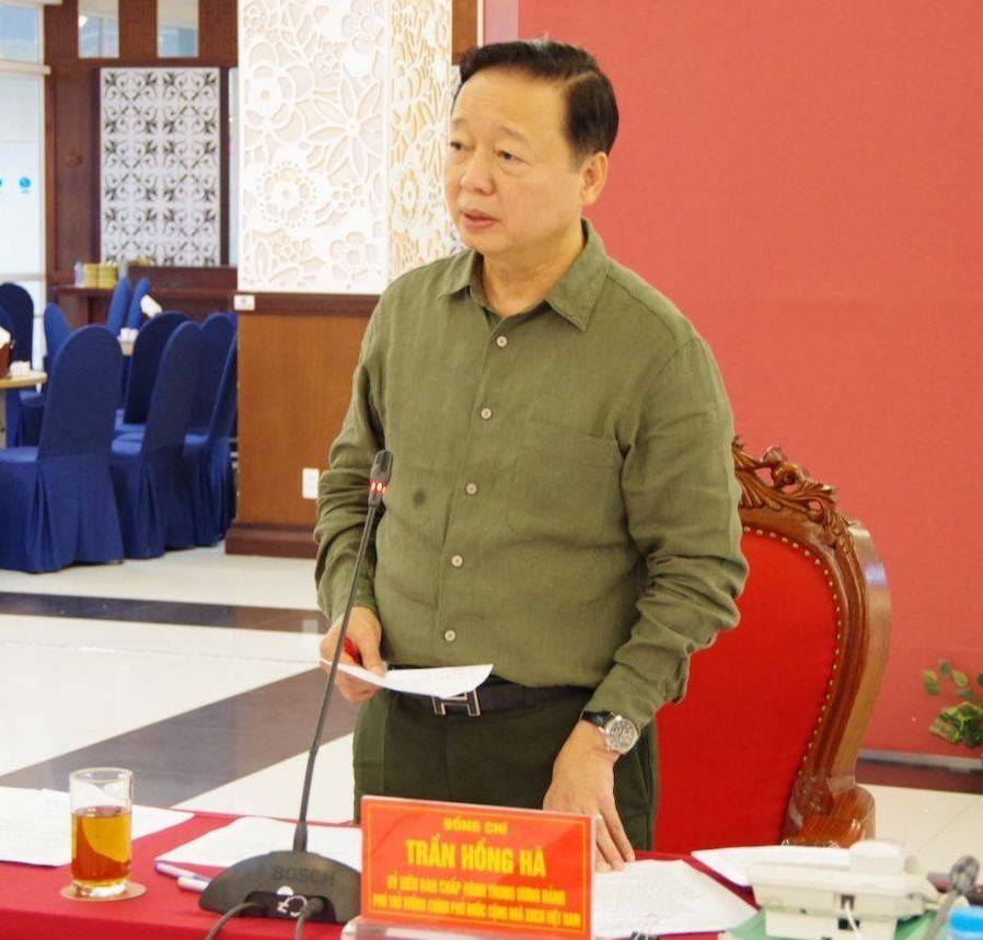 Phó Thủ tướng Trần Hồng Hà chỉ đạo theo dõi sát hoàn lưu sau bão, mực nước ở các sông, hồ đập, để điều để có biện pháp ứng phó