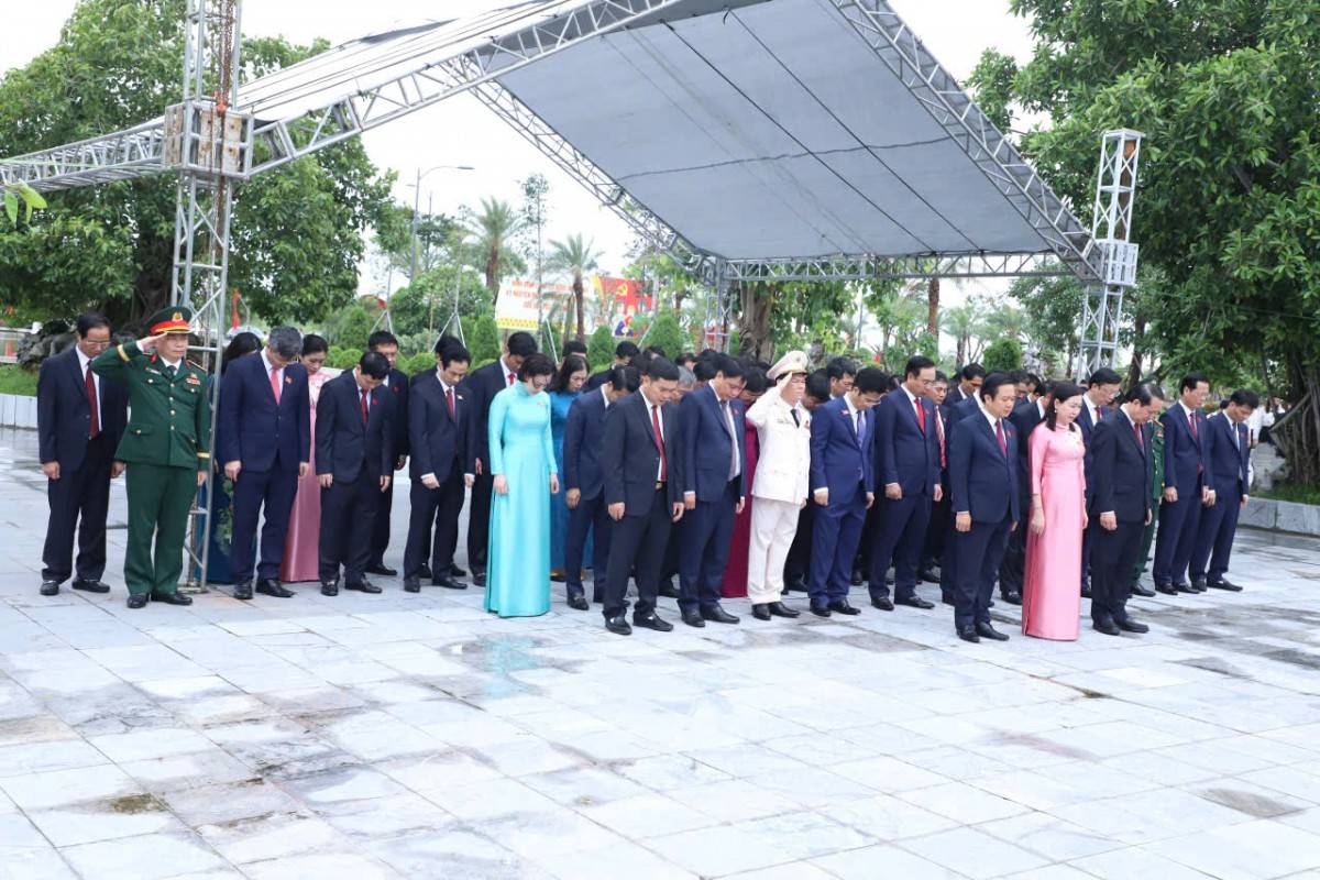 Đại hội đại biểu Đảng bộ tỉnh Ninh Bình lần thứ I tiến hành phiên trù bị