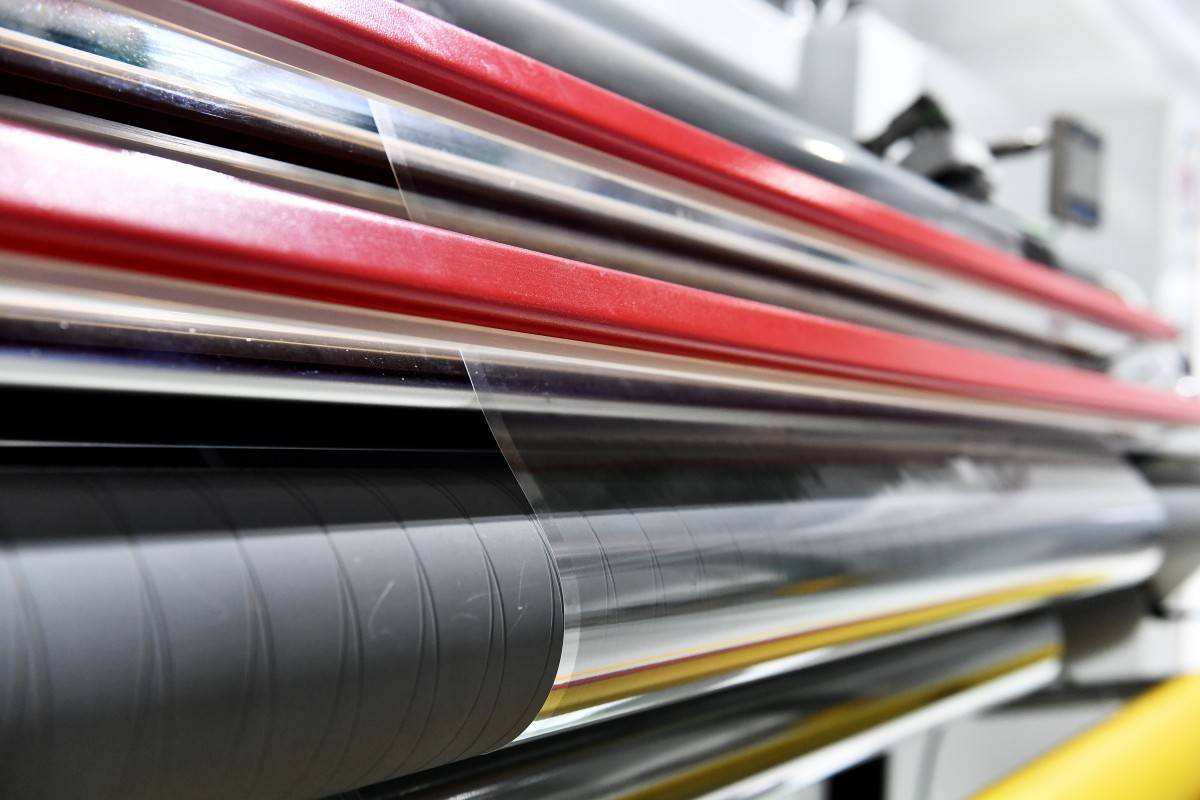 Bí mật phía sau tờ tiền polymer: Hành trình làm chủ công nghệ của Việt Nam