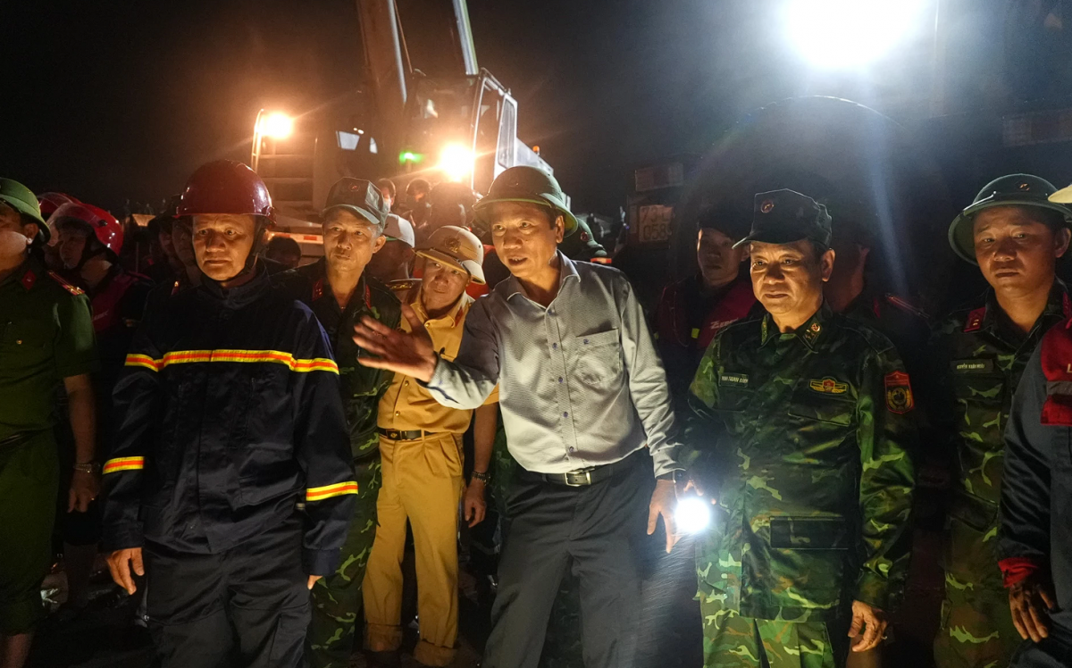 Nỗ lực cao nhất để tìm kiếm thuyền viên mất tích trên biển Quảng Trị