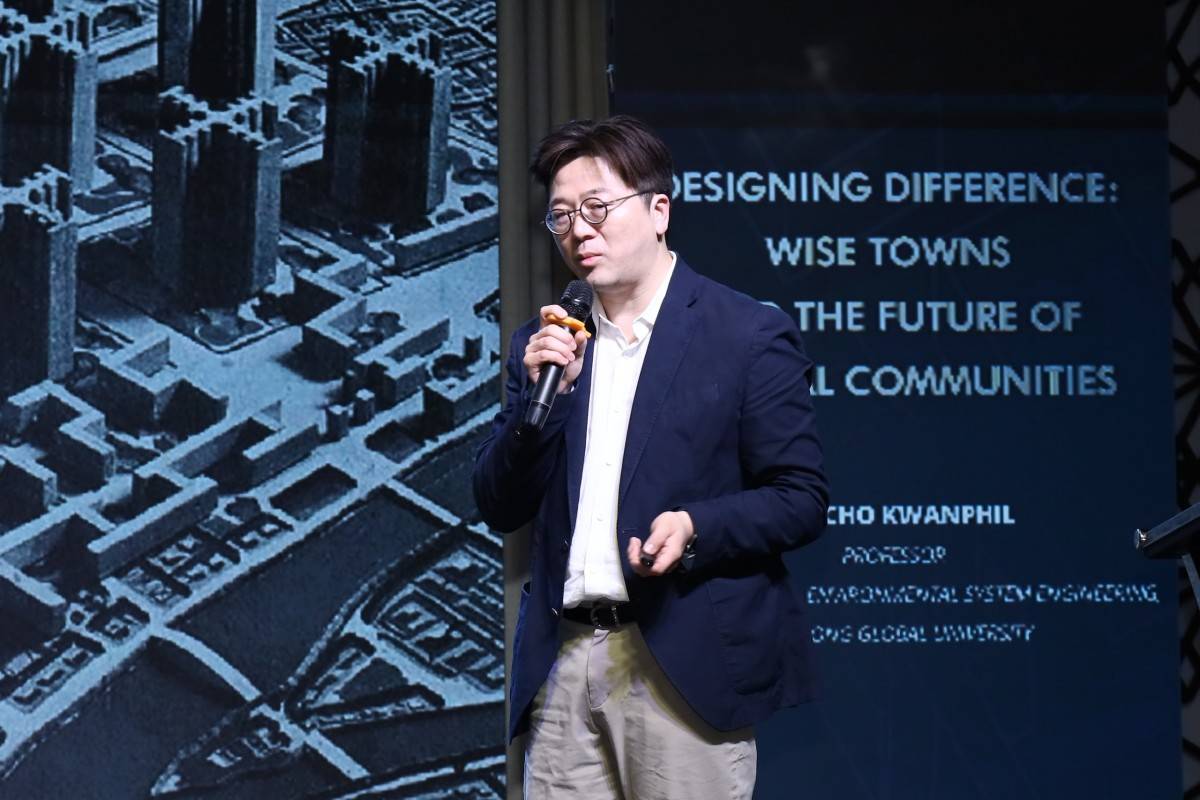 Khánh Hòa cần gì trên đường đến trung tâm dịch vụ, du lịch kinh tế biển quốc tế?