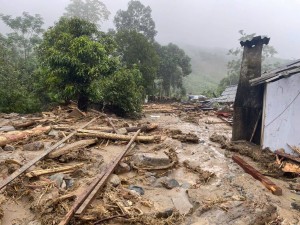 Lũ quét chưa từng có ở Làng Pèng (Phong Dụ Hạ, Lào Cai): Nhà cửa đổ nát, dân làng trắng tay