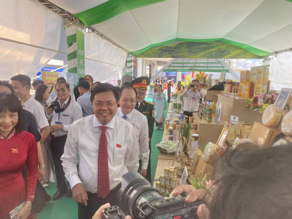 Loạt sản phẩm OCOP đặc trưng chào mừng Đại hội Đảng bộ tỉnh An Giang lần I