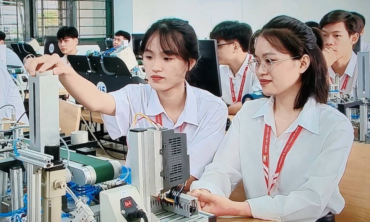 Khoảng trống nhân lực chất lượng cao ghìm chân công nghiệp hỗ trợ