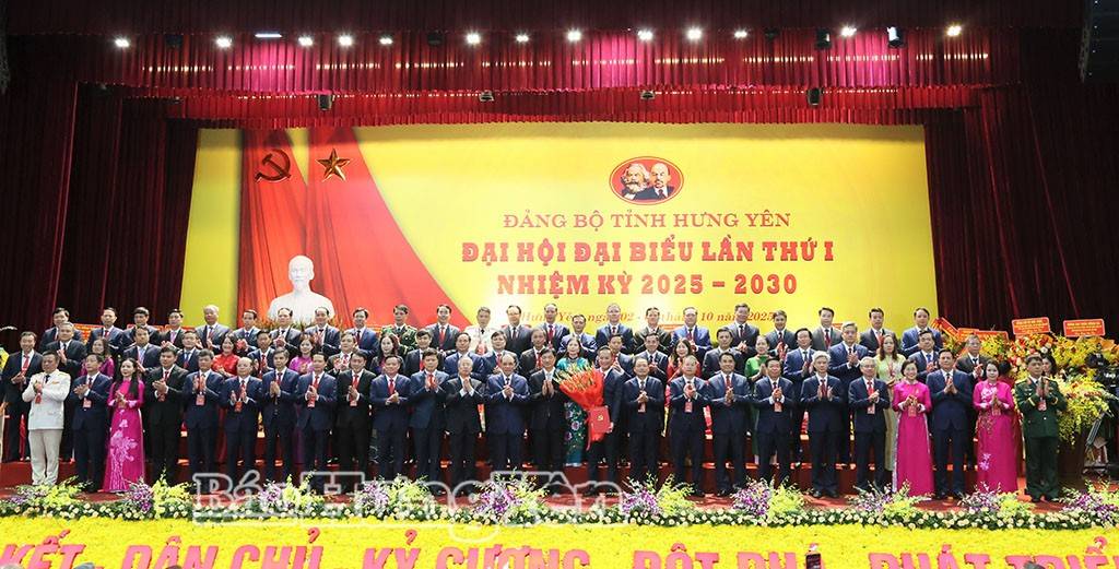Ban Chấp hành Đảng bộ tỉnh khóa I, nhiệm kỳ 2025 - 2030 ra mắt Đại hội.