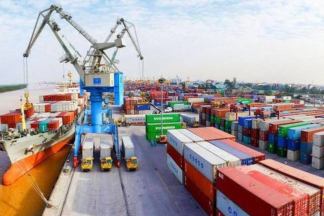 Doanh nghiệp xuất khẩu Việt Nam dồn lực nước rút: Thách thức và cơ hội cuối năm 2025