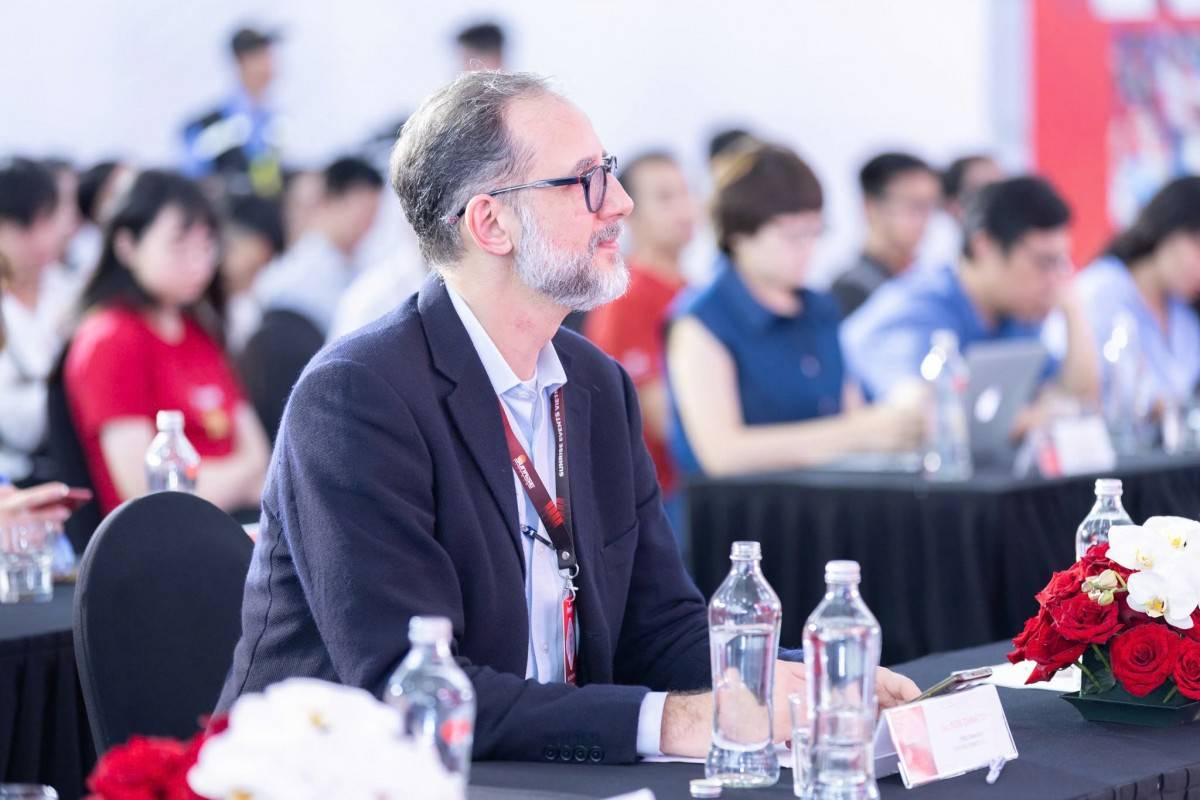 Ông Rob Zamacona, Tổng Giám Đốc Công Ty SUNRISE EVENTS VIETNAM