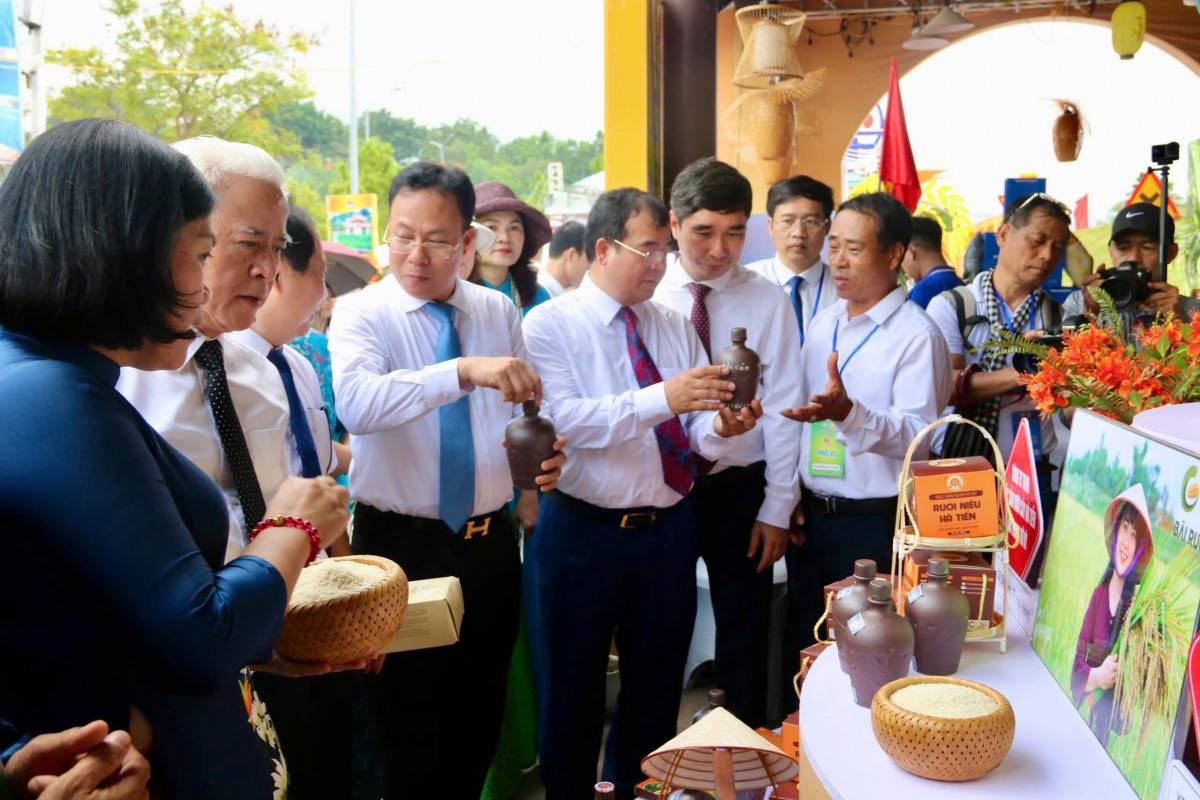 Hải Phòng khai hội Tuần Văn hóa – Du lịch Côn Sơn, Kiếp Bạc 2025: Hành trình di sản, kết nối hội nhập