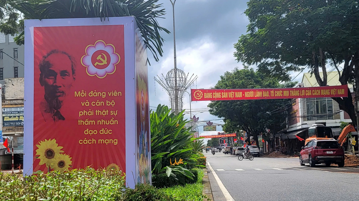 Quảng Trị rộn ràng khí thế chào mừng Đại hội Đảng bộ tỉnh lần thứ I