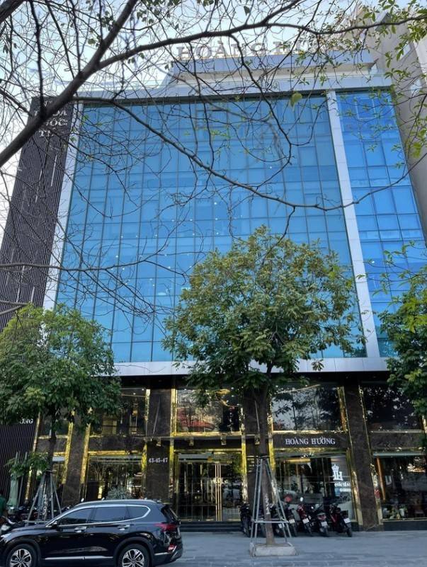 Trụ sở kinh doanh của Nữ hoàng đa cấp Hoàng Hường ở Nam Từ Liêm.