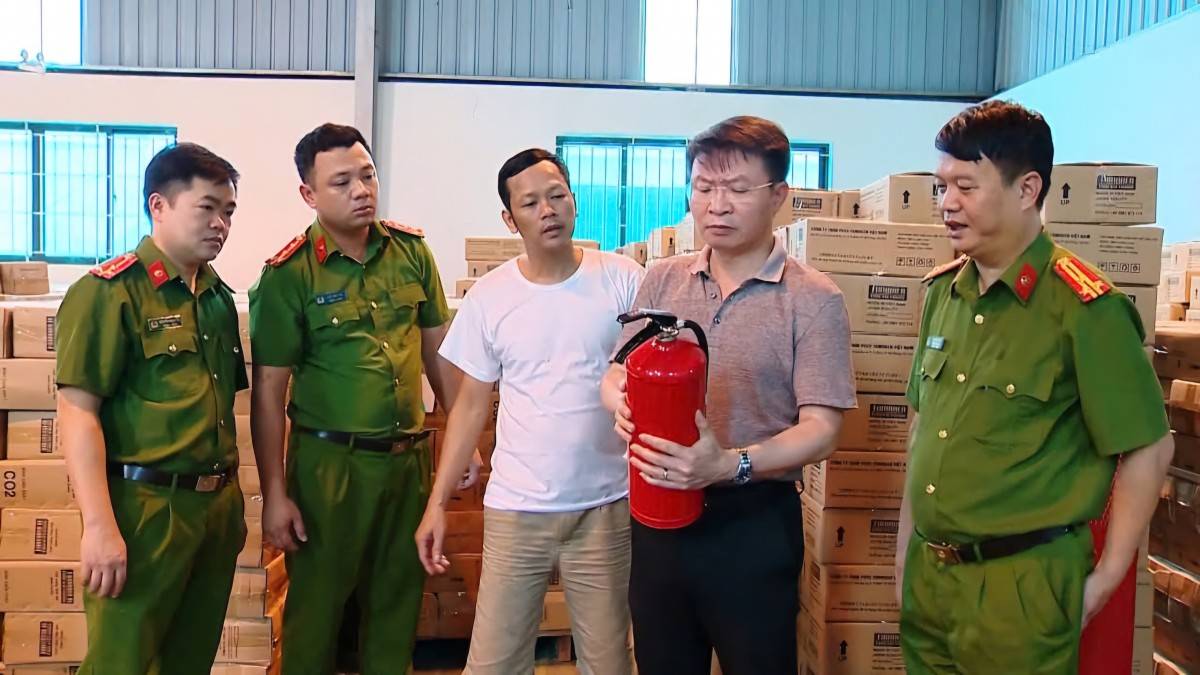 Khởi tố Giám đốc Công ty Tomoken sản xuất hàng triệu bình chữa cháy giả