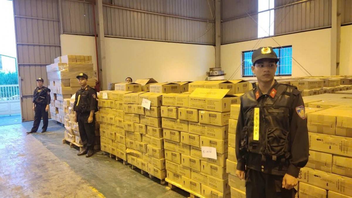 Khởi tố Giám đốc Công ty Tomoken sản xuất hàng triệu bình chữa cháy giả