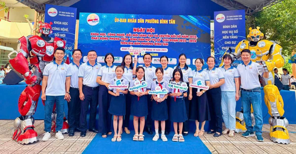 Ngày hội khoa học, công nghệ, đổi mới sáng tạo và chuyển đổi số trong giáo dục – đào tạo 2025: Khởi động phong trào “Bình dân học vụ số” tại phường Bình Tân