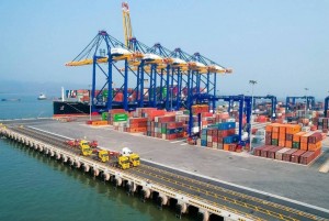 Xuất nhập khẩu năm 2025 có thể vượt mốc 900 tỷ USD