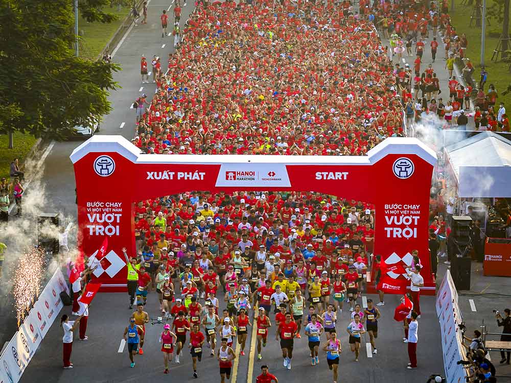 Giải Marathon Quốc tế Hà Nội Techcombank Mùa thứ 4 đã thu hút hơn 13.000 vận động viên, gấp gần 1,5 lần so với mùa giải trước. Ảnh: Techcombank