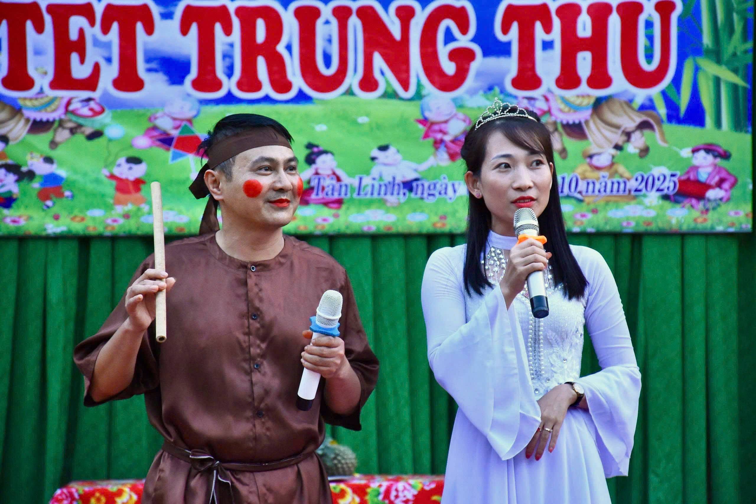 “Vầng trăng cổ tích”  - Trung thu ấm áp cùng học sinh vùng cao Tân Lĩnh, Lào Cai