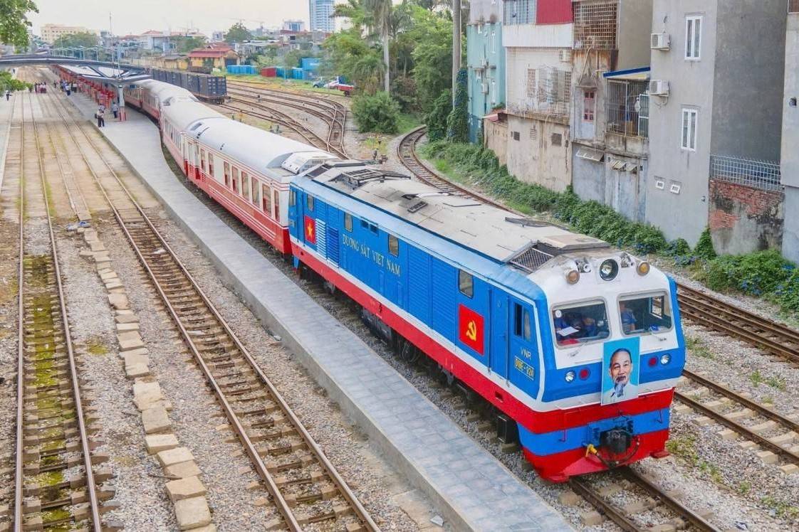 Đề xuất hơn 8.500 tỷ đồng xóa bỏ lối đi tự mở qua đường sắt