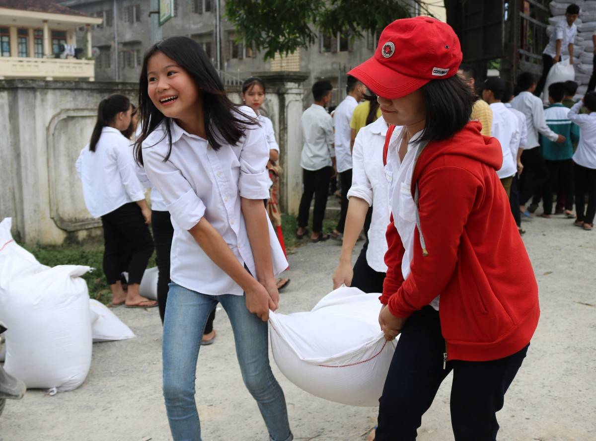 Bộ Tài chính xuất cấp hơn 456 tấn gạo dự trữ quốc gia hỗ trợ học sinh ba tỉnh