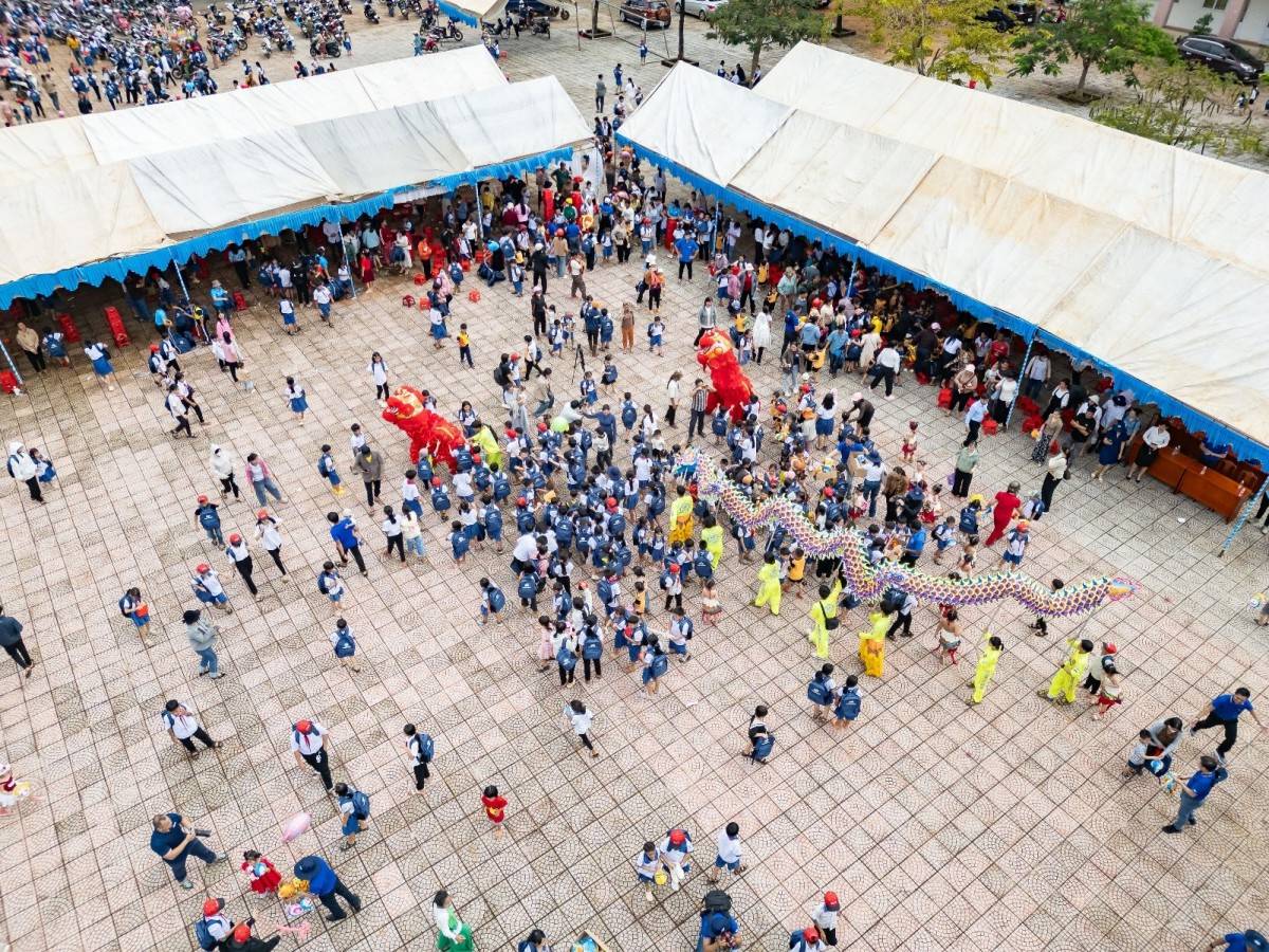 Gần 50 năm gắn bó cùng người Việt: Nhựa Bình Minh lan tỏa hạnh phúc xanh