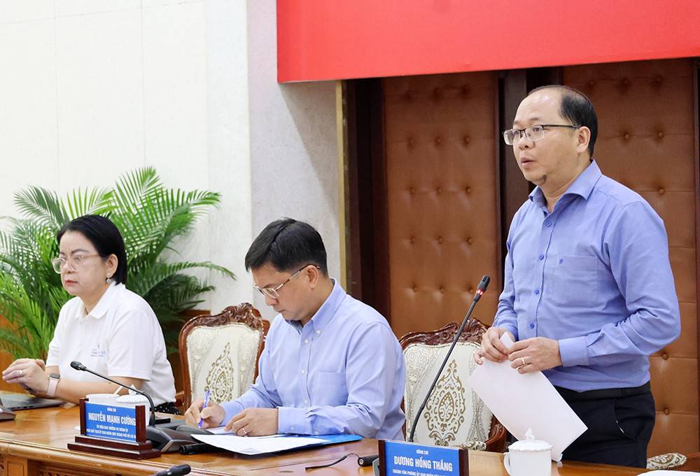 , ông Dương Hồng Thắng, Chánh Văn phòng UBND TP.Hồ Chí Minh 