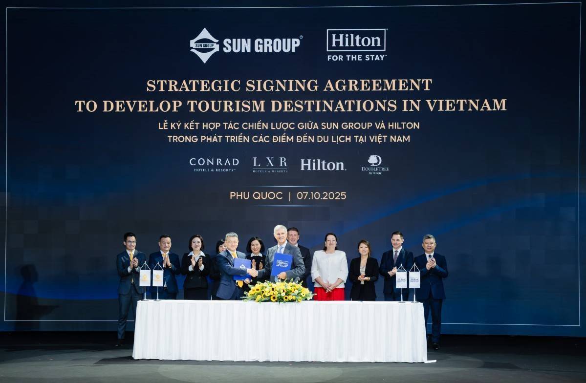 Lãnh đạo cao cấp nhất Tập đoàn Hilton tới Việt Nam, ký kết hợp tác chiến lược với Tập đoàn Sun Group