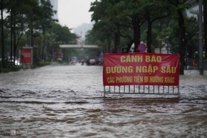 Chủ tịch Hà Nội: “Đặt tính mạng người dân lên trên hết, trước hết”