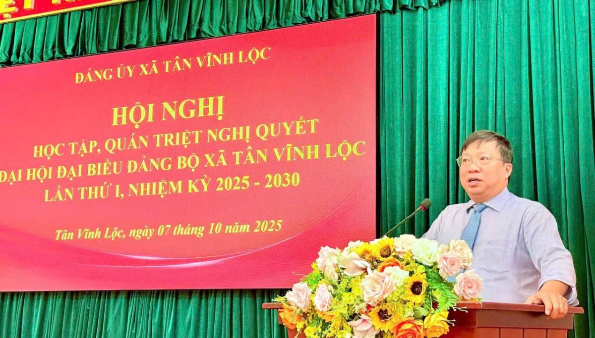 Bí thư Đảng ủy xã Tân Vĩnh Lộc Nguyễn Thanh Nhã 