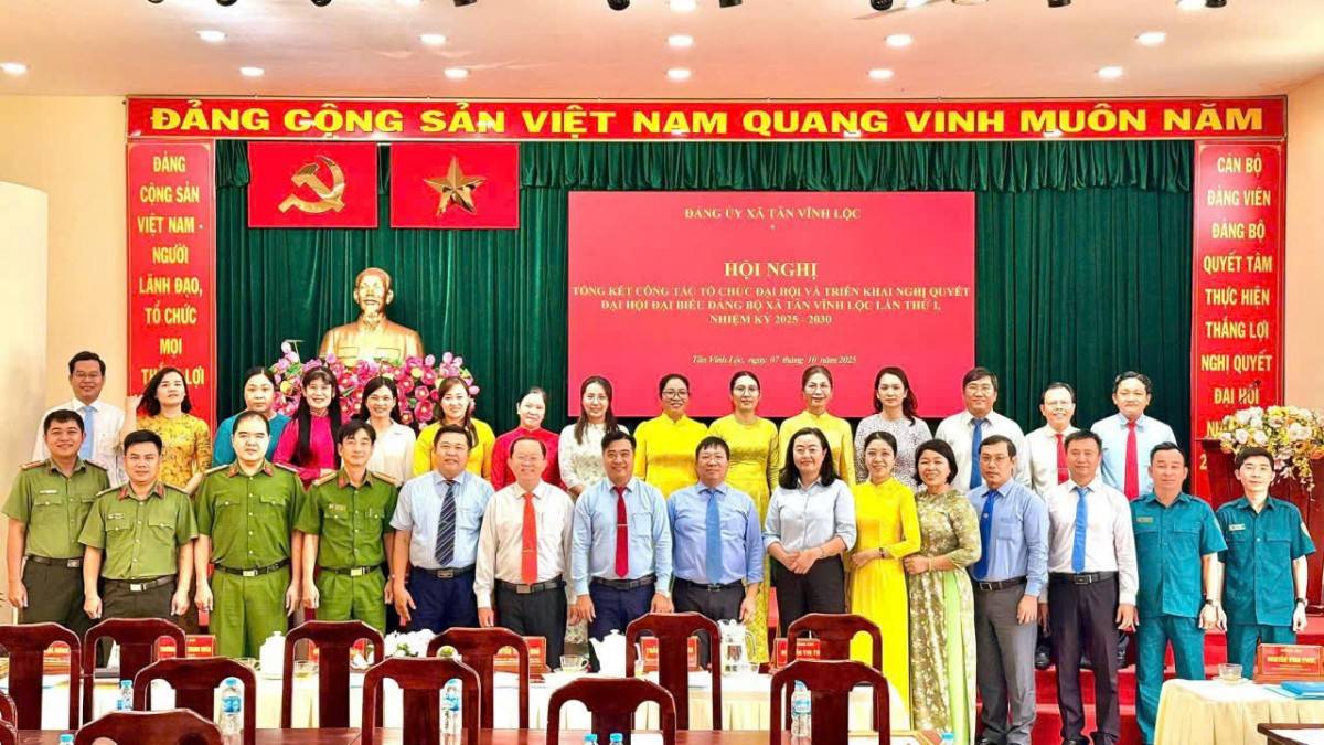 Có thể nói, thành công của Đảng bộ xã Tân Vĩnh Lộc trong việc triển khai Nghị quyết Đại hội không chỉ đến từ các chương trình, chỉ tiêu cụ thể, mà còn từ phương pháp lãnh đạo mang đậm tính nêu gương và gắn kết nhân dân.