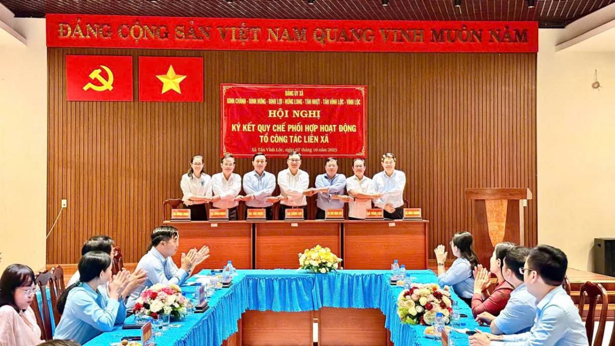 Lễ  ký  kếtthúc đẩy quá trình liên kết phát triển kinh tế - xã hội giữa khu vực nông thôn và đô thị ven thành phố