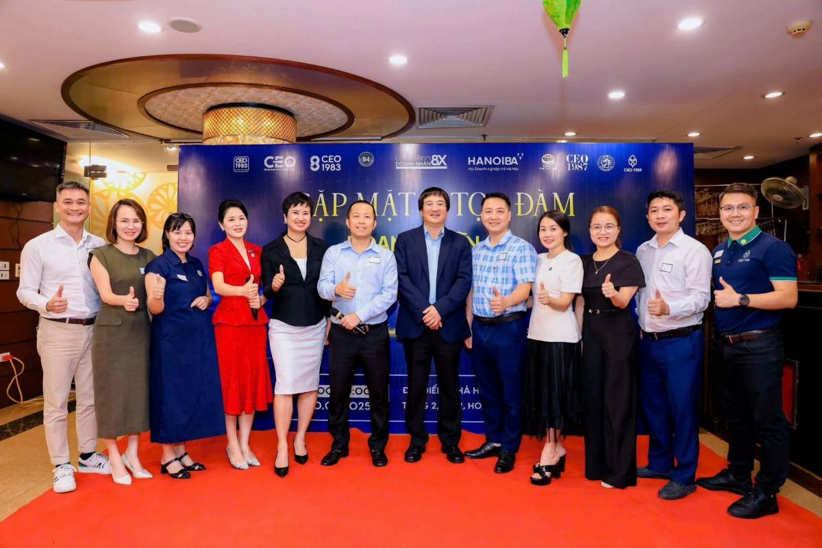 Cặp đôi doanh nhân tham gia tích cực vào nhiều hoạt động của Liên minh Dianh nhân 8X