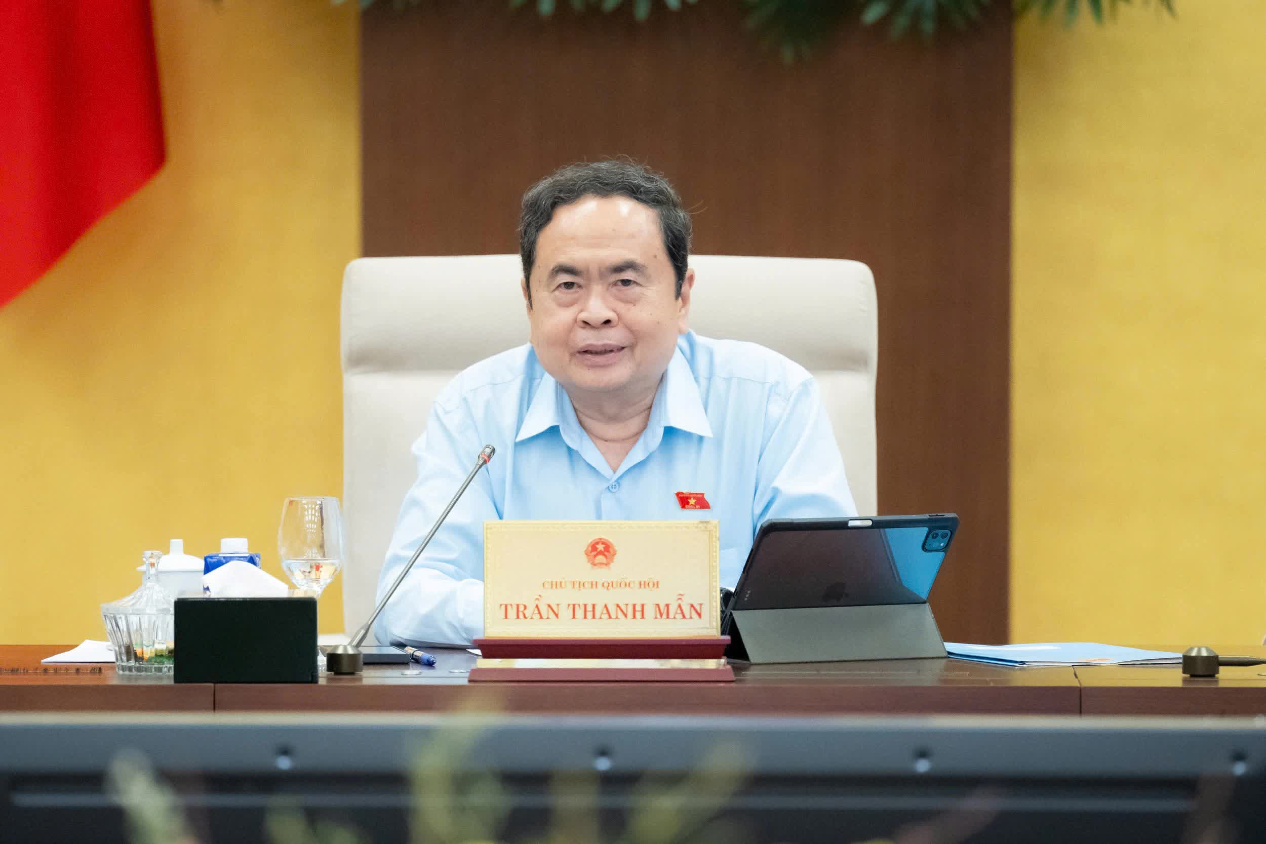 Chủ tịch Quốc hội Trần Thanh Mẫn cho ý kiến tại phiên họp