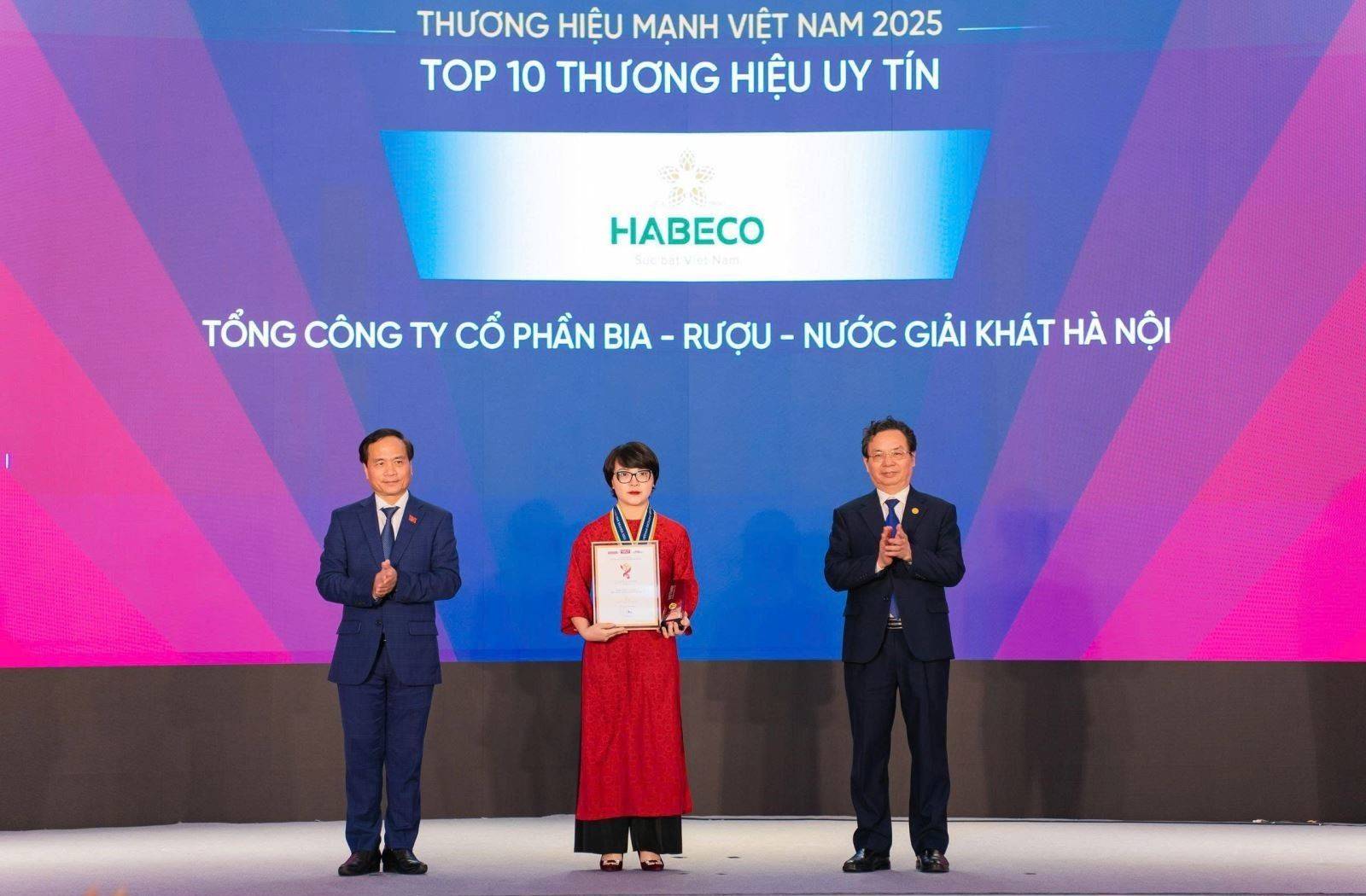HABECO được vinh danh Top 10 Thương hiệu uy tín Việt Nam