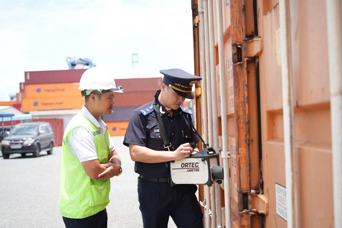 Hải quan phát hiện hơn 13.000 vụ vi phạm trong 9 tháng, thu ngân sách tăng gần 10%