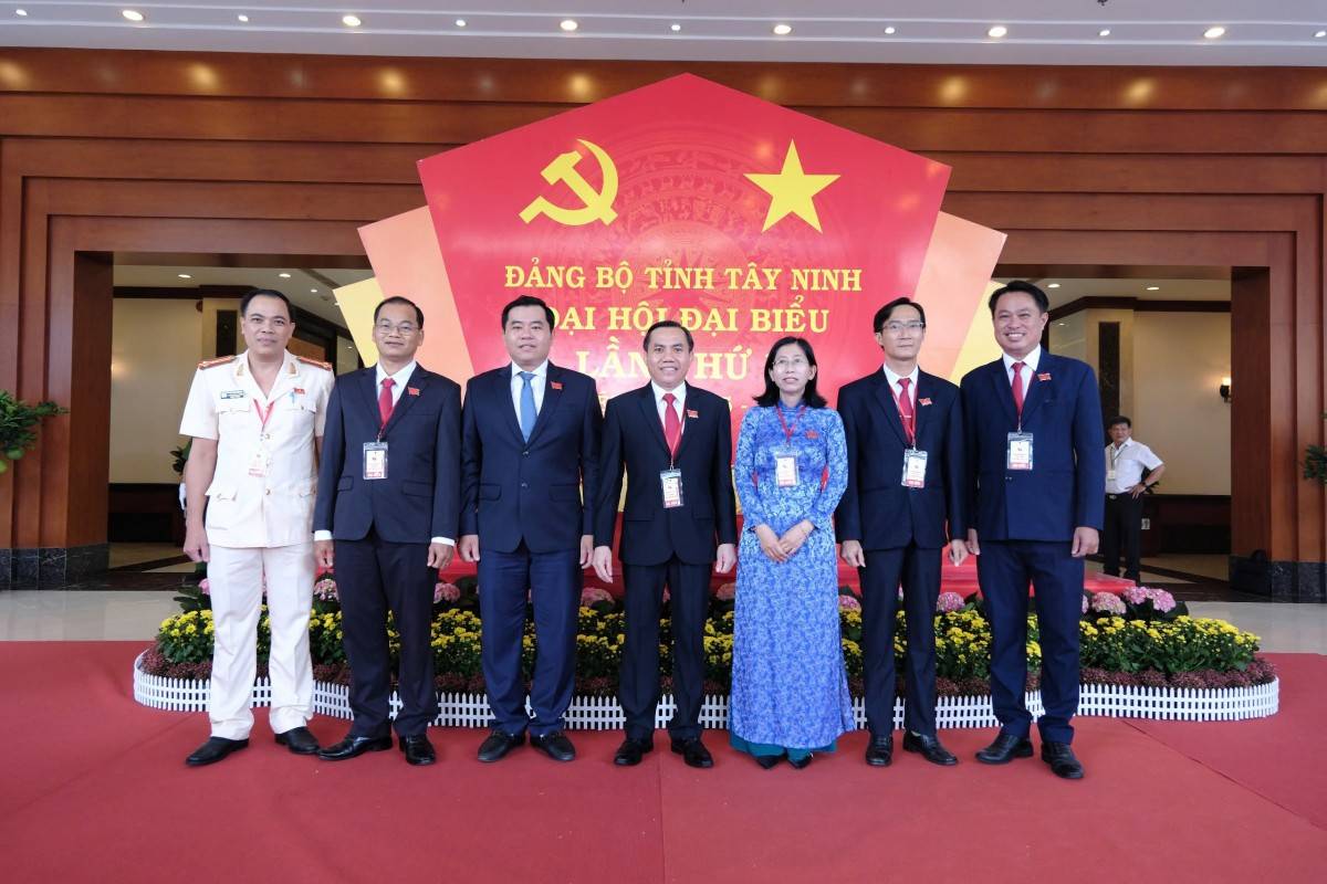 Đại biểu Phường Long An Tham dự Đại hội