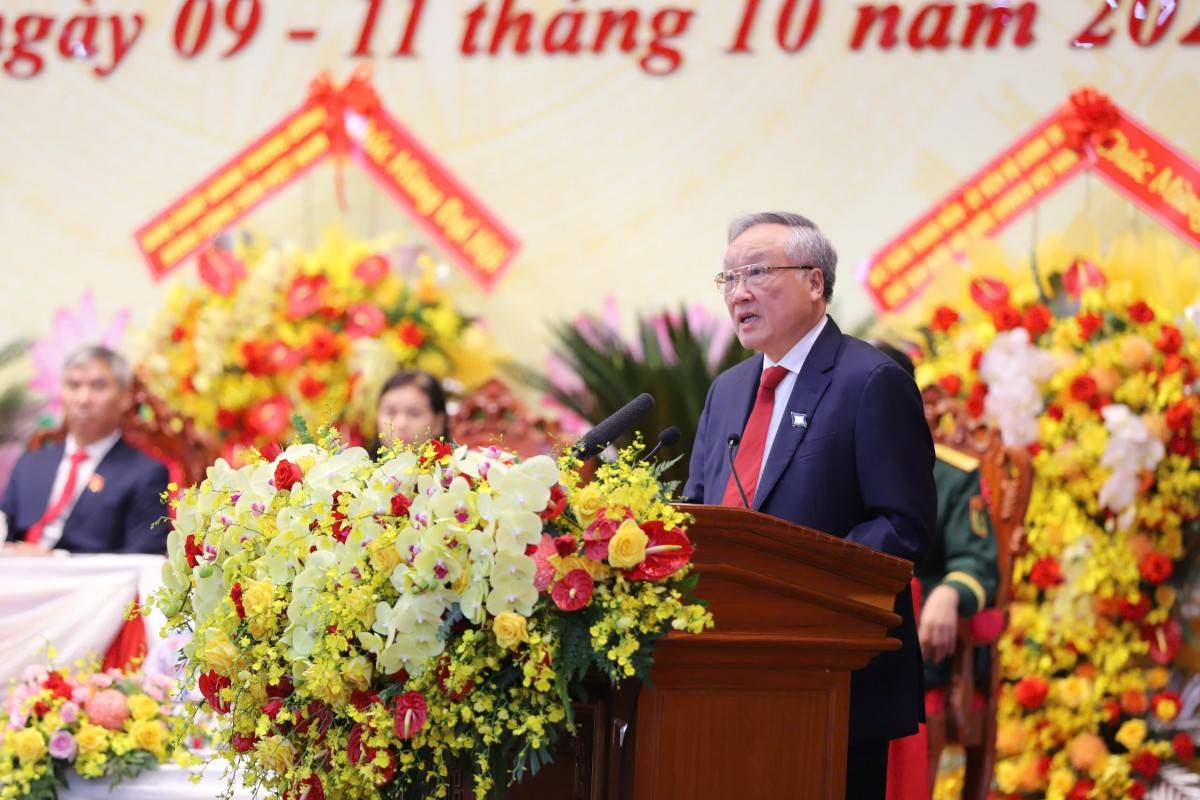 Phó Thủ tướng Thường trực Nguyễn Hòa Bình: Lâm Đồng cần bứt phá, trở thành cực tăng trưởng mới của khu vực