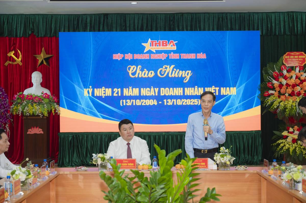 Ông Đầu Thanh Tùng, Phó Chủ tịch UBND tỉnh Thanh Hóa đã bày tỏ niềm vui trước những kết quả nổi bật mà cộng đồng doanh nghiệp, doanh nhân Thanh Hóa đã đạt được trong thời gian qua