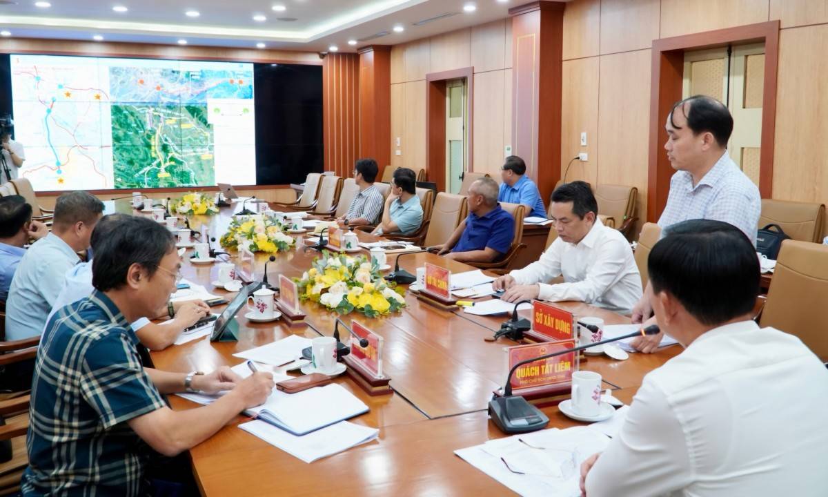 Phú Thọ họp bàn tháo gỡ vướng mắc dự án cao tốc kết nối vùng Tây Bắc