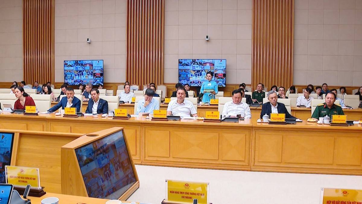 Không chỉ báo cáo về thành tích của doanh nghiệp, đại diện Kim Oanh Group còn đề xuất nhiều kiến nghị thiết thực, thúc đẩy phát triển NOXH