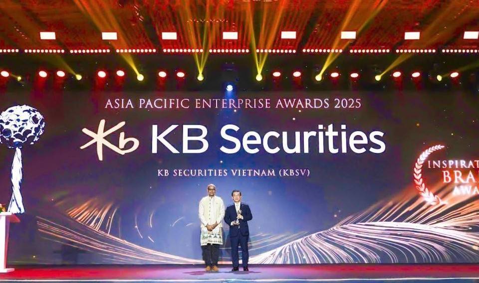 Chứng khoán KB Việt Nam được vinh danh tại APEA 2025 & VWAS 2025