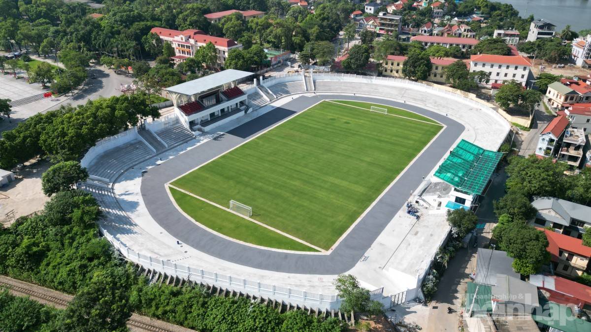 Diện mạo mới của sân vận động 44 tỷ đồng sắp về đích ở Phú Thọ