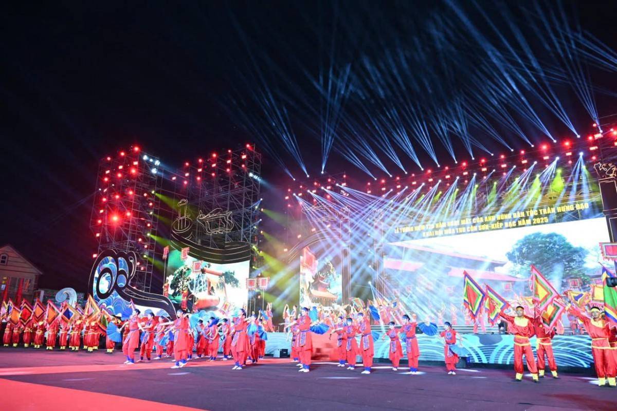 Không bắn pháo hoa, Hải Phòng thắp sáng “pháo hoa lòng người” hướng về đồng bào vùng lũ