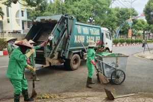Gian nan nghề rác thầm lặng: Câu chuyện về Công ty Hoài Thanh